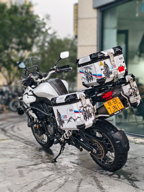 二手贝纳利金鹏 TRK502