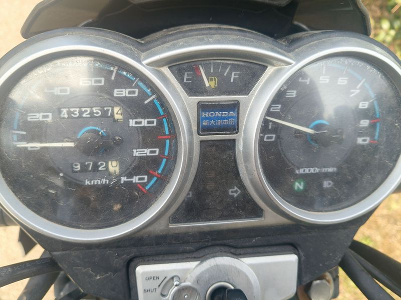 二手新大洲本田战豹150