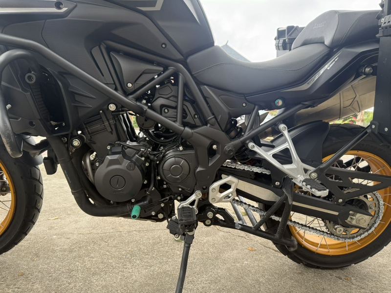 二手贝纳利TRK552