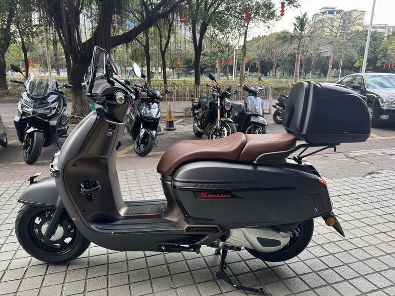 二手维多利亚Sixties 250Si