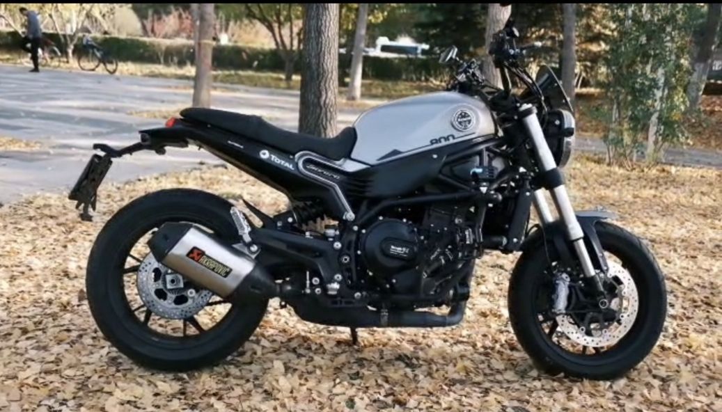 二手贝纳利幼狮 Leoncino 800