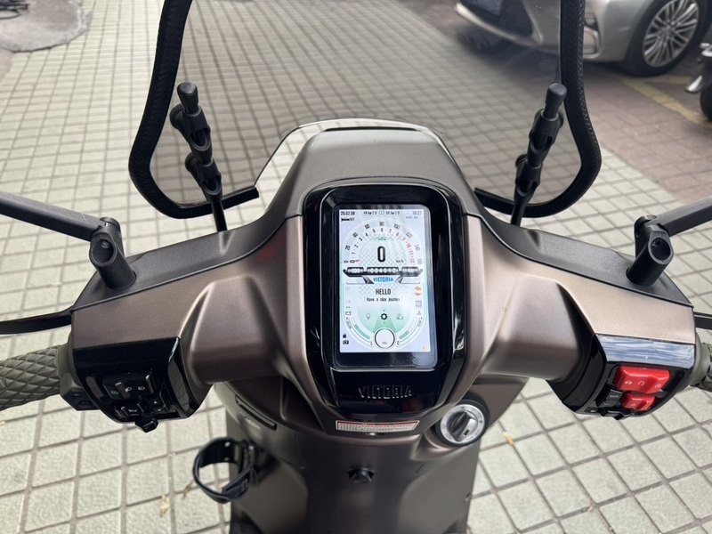 二手维多利亚Sixties 250Si