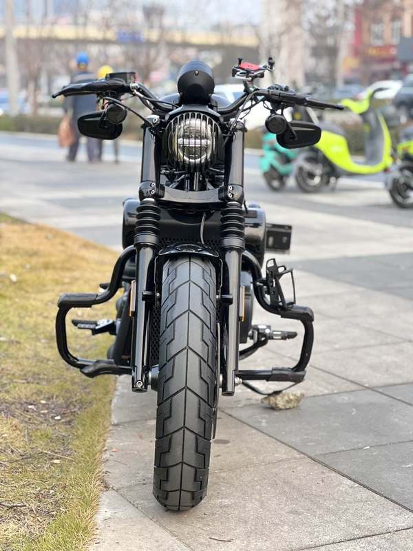 二手香帅硬汉 宽胎