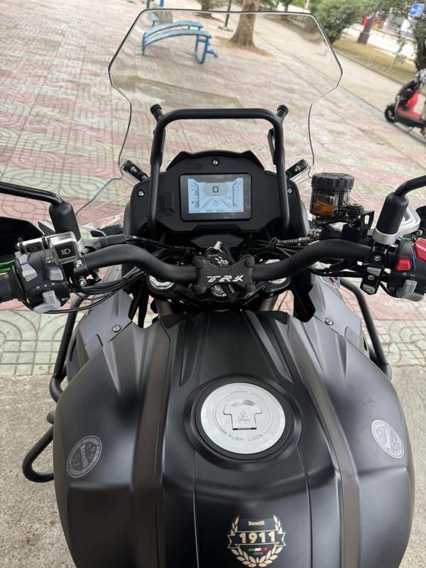 二手贝纳利TRK552