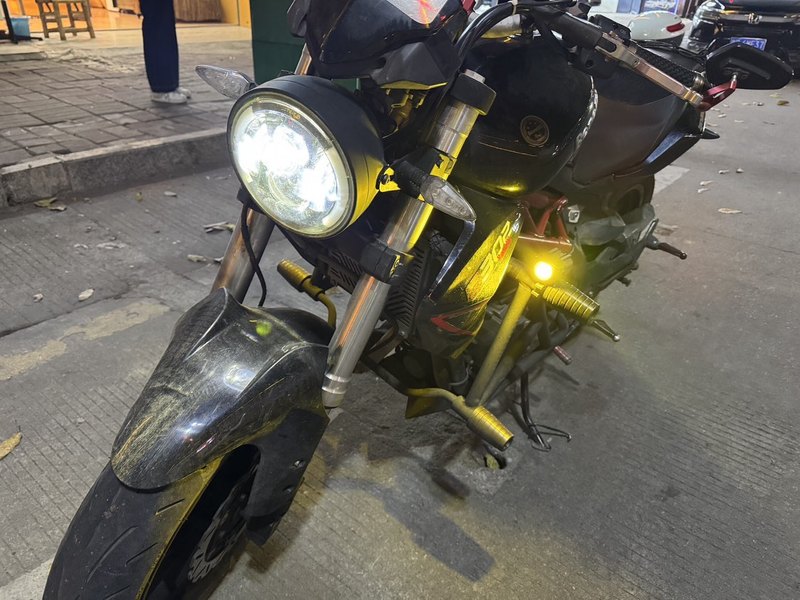 二手贝纳利蓝宝龙 BN302S