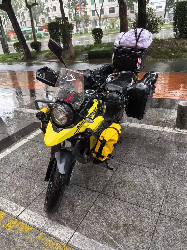 二手豪爵铃木DL250