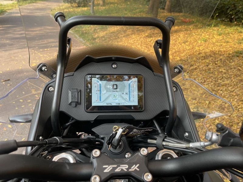 二手贝纳利TRK552