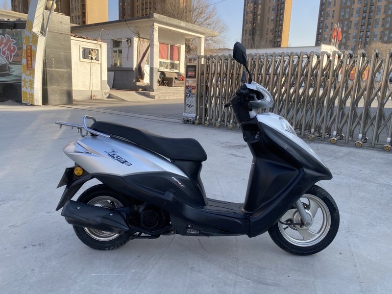 二手五羊本田SCR 喜鲨125