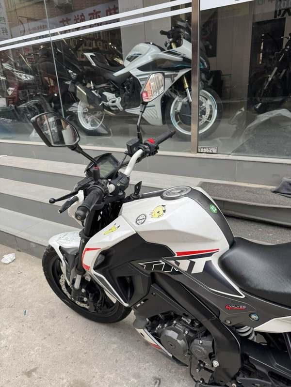 二手贝纳利小迅龙 BN150S