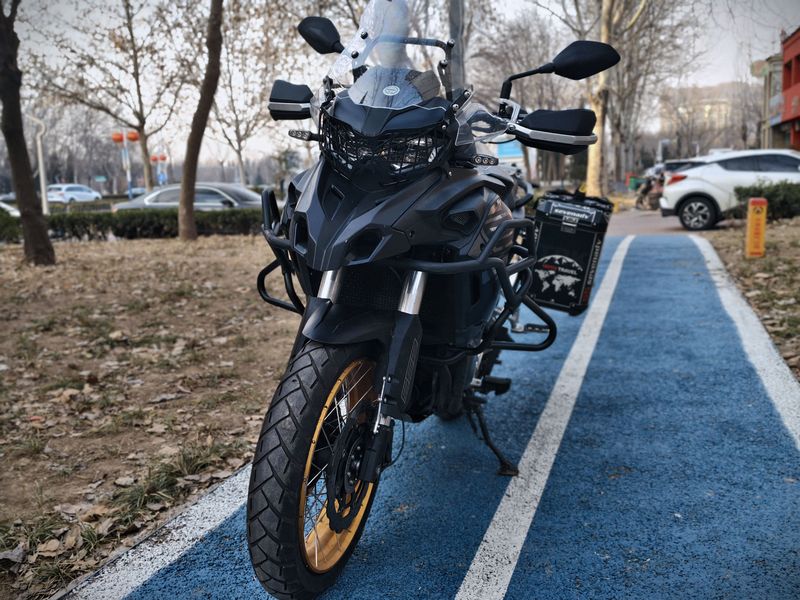 二手贝纳利TRK552