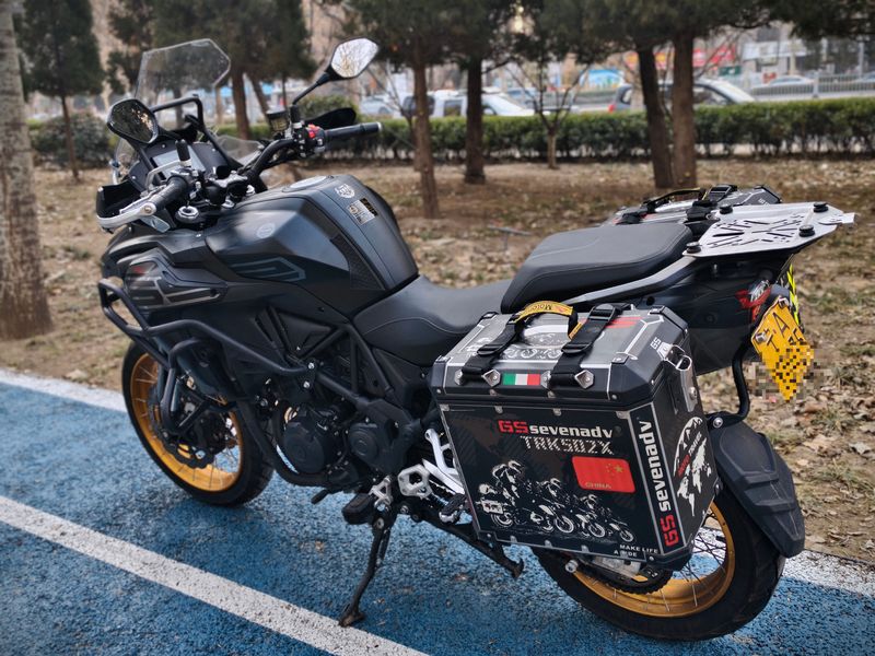 二手贝纳利TRK552