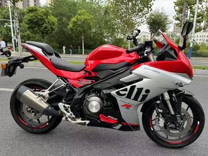 二手贝纳利龙卷风 Tornado 252R