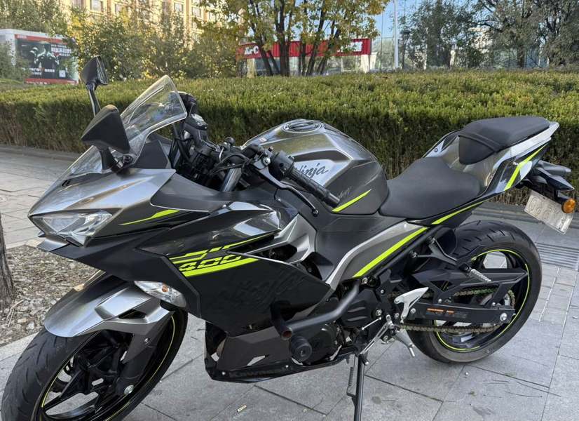 二手川崎Ninja 400