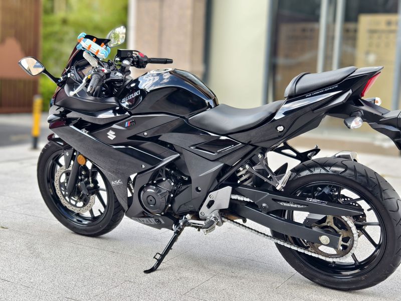 二手豪爵铃木GSX250R