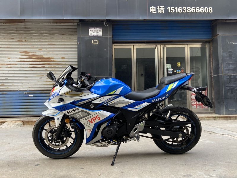 二手豪爵铃木GSX250R