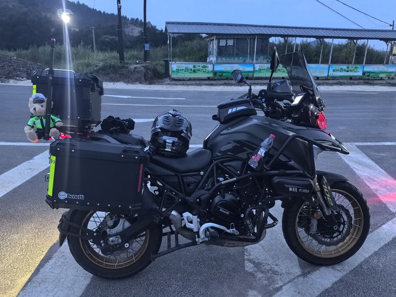 二手贝纳利TRK702