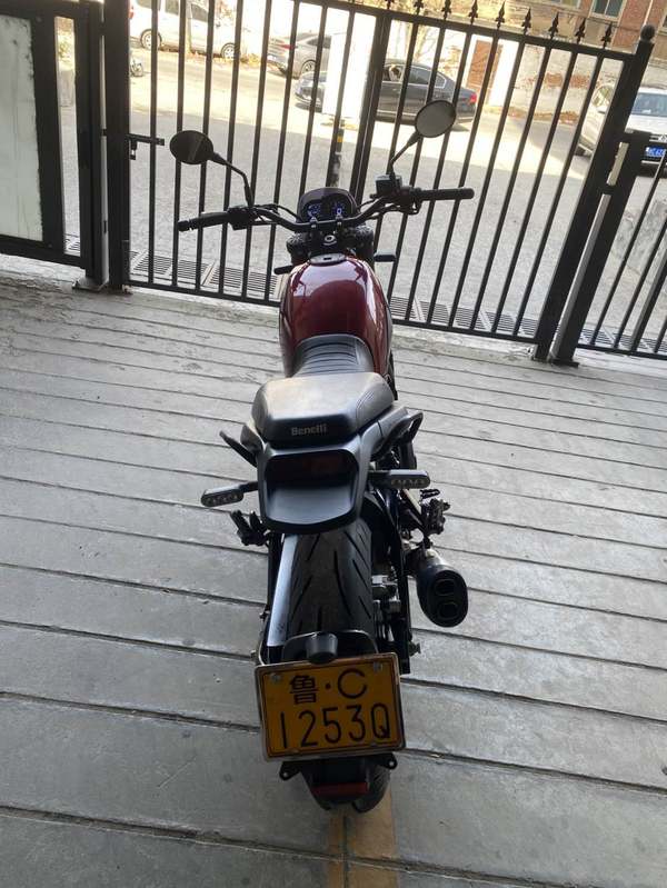 二手贝纳利幼狮 Leoncino 500