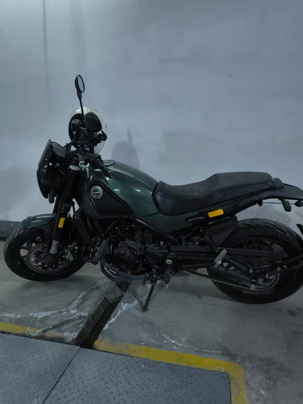 二手贝纳利幼狮 Leoncino 500