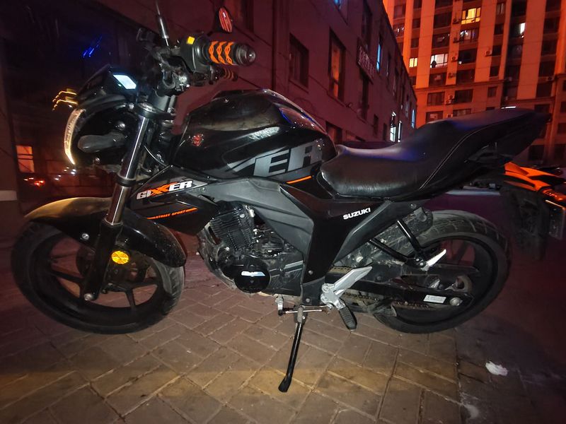 二手济南铃木极客飒 Gixxer 155 NK