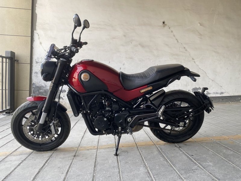 二手贝纳利幼狮 Leoncino 500