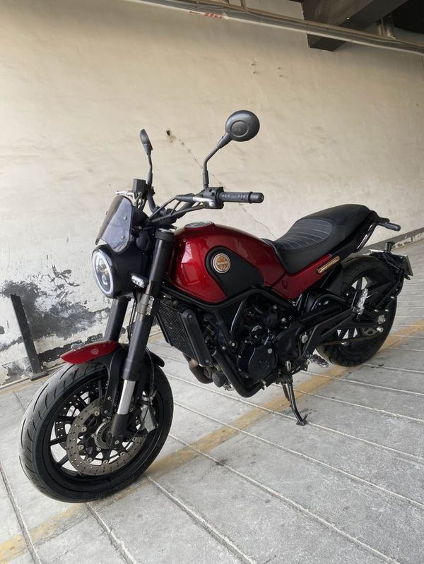 二手贝纳利幼狮 Leoncino 500