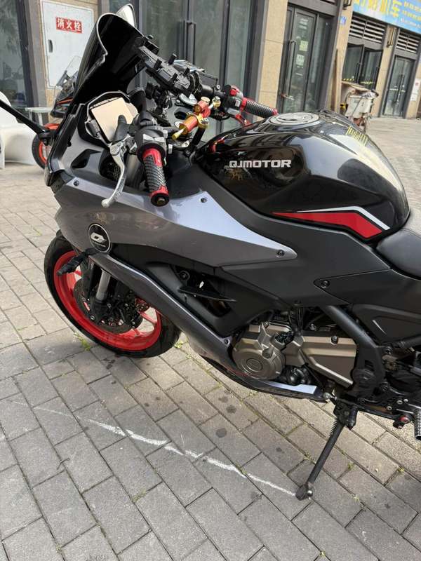 二手QJMOTOR赛400