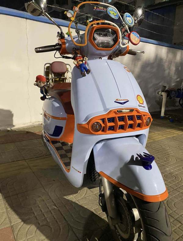 二手维多利亚Sixties 250Si