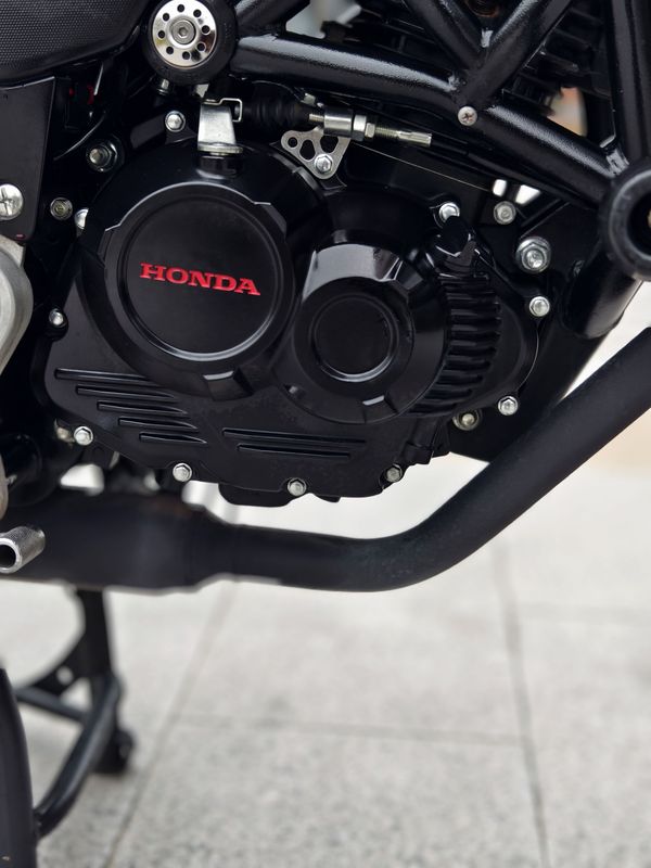 二手五羊本田CB190R 暴锋眼