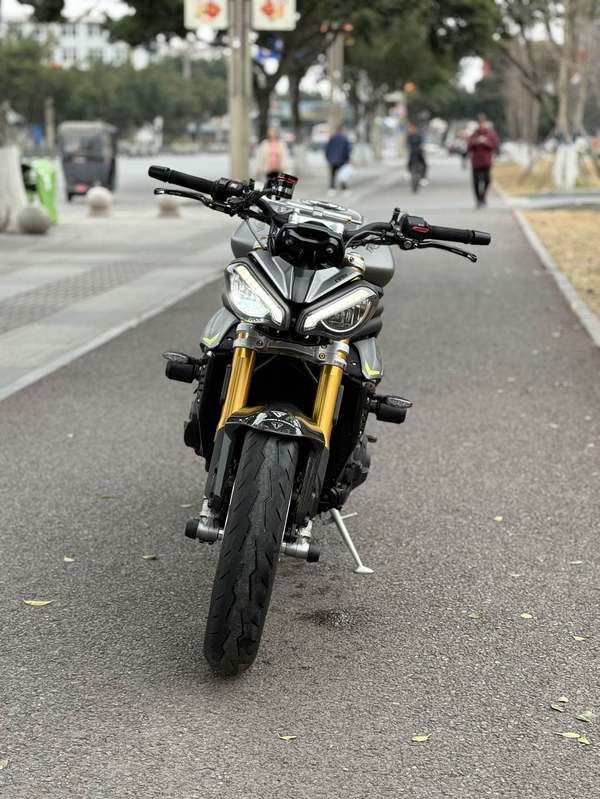 二手凯旋Speed Triple 1200