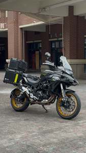 二手贝纳利金鹏 TRK502