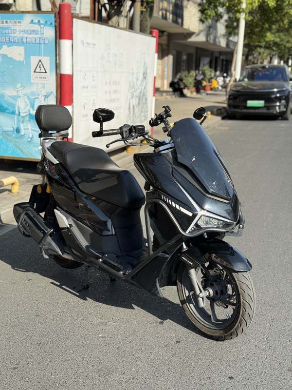 二手猎变闪电狗150