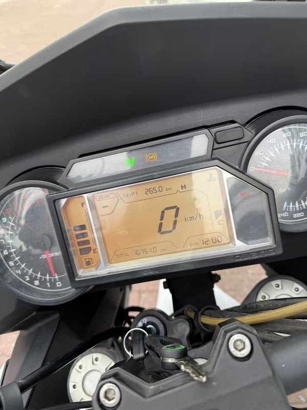 二手贝纳利600GC