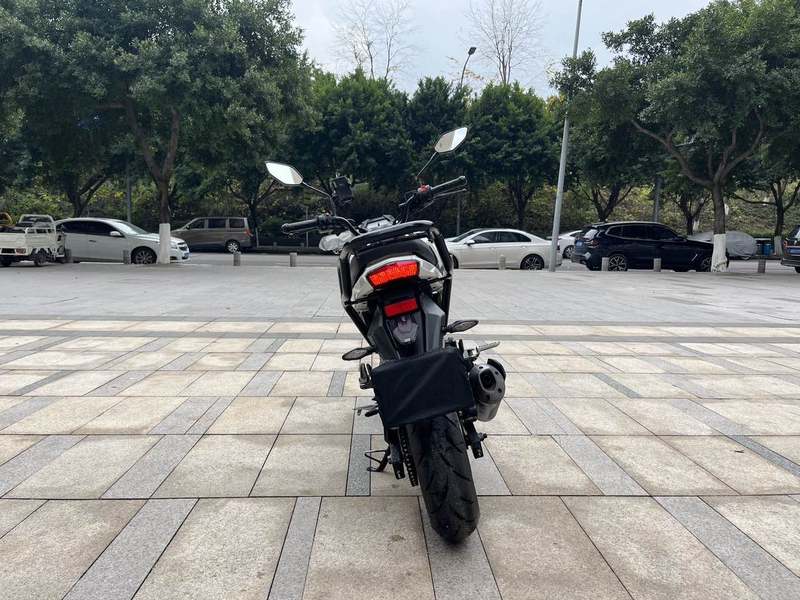 二手春风ST狒狒