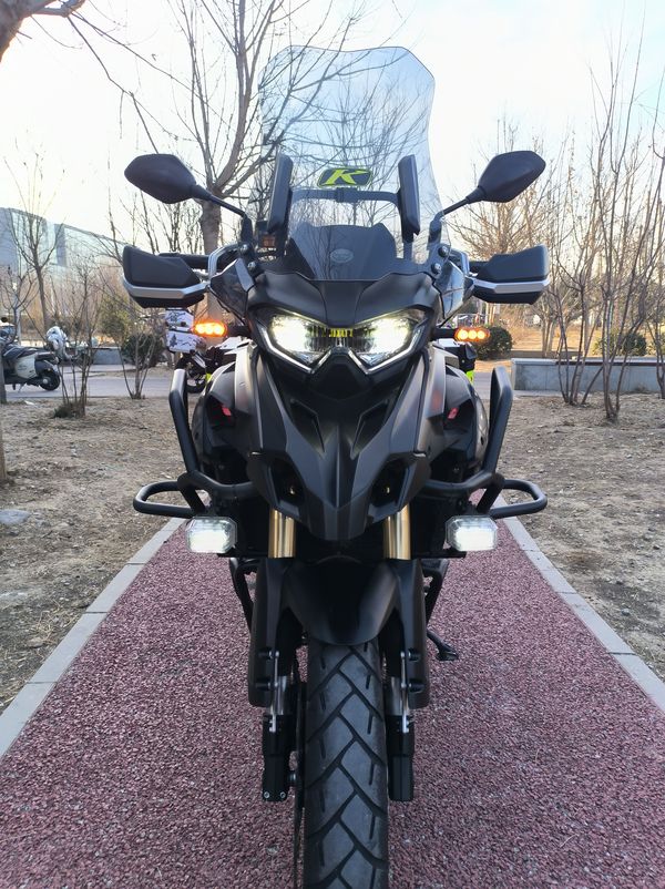 二手贝纳利TRK552