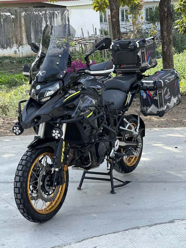 二手贝纳利金鹏 TRK502