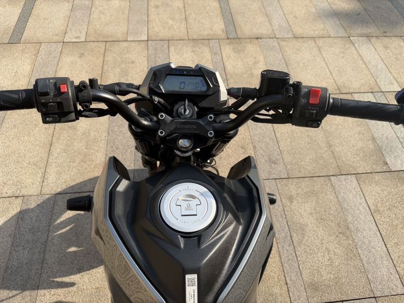 二手春风ST狒狒