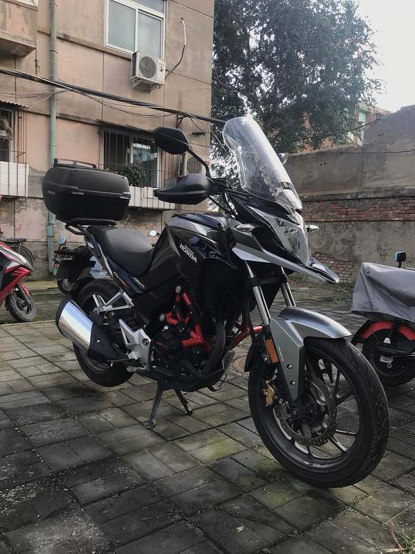 二手五羊本田猛鸷 CB190X