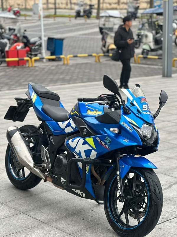 二手豪爵铃木GSX250R