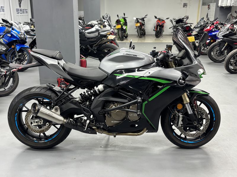 二手QJMOTOR赛600