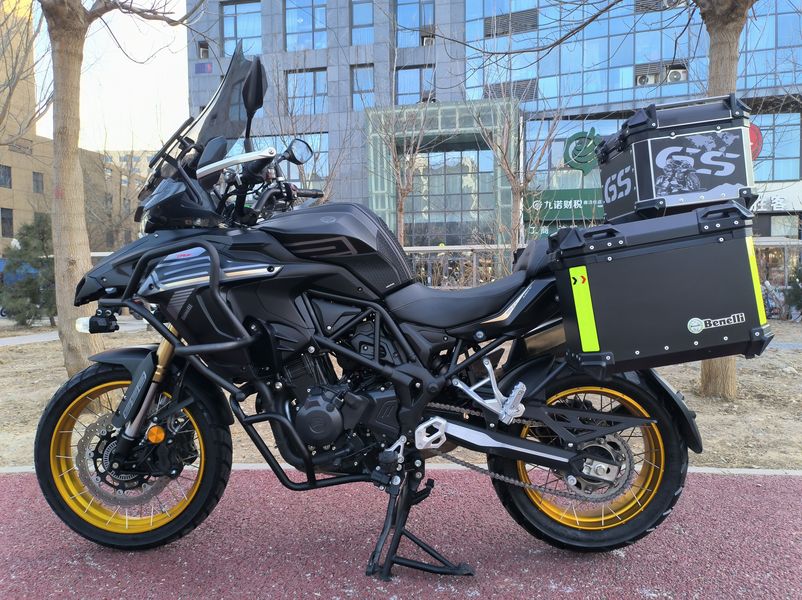 二手贝纳利TRK552