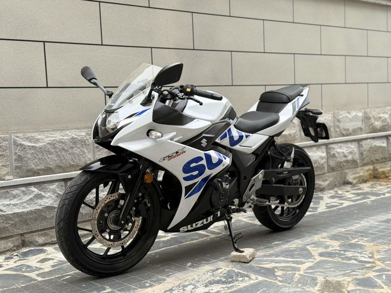 二手豪爵铃木GSX250R