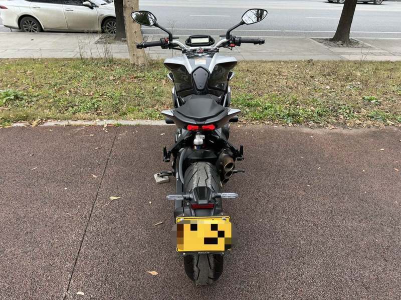 二手奥古斯塔Brutale 800