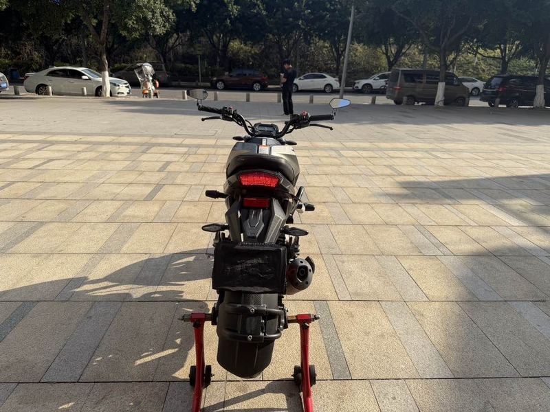 二手春风ST狒狒