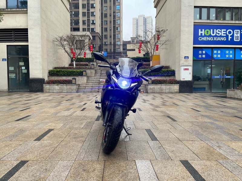 二手豪爵铃木GSX250R