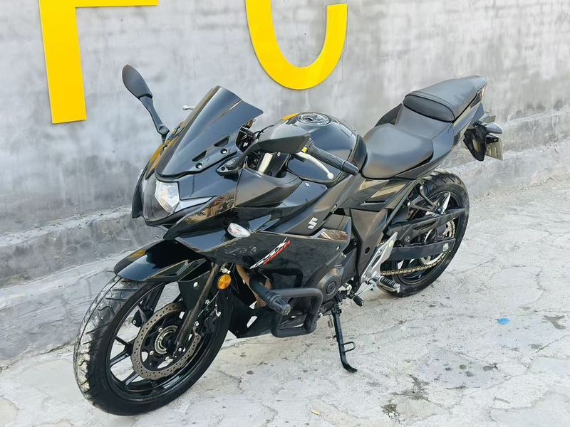 二手豪爵铃木GSX250R