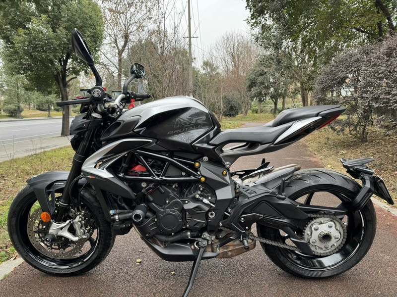 二手奥古斯塔Brutale 800