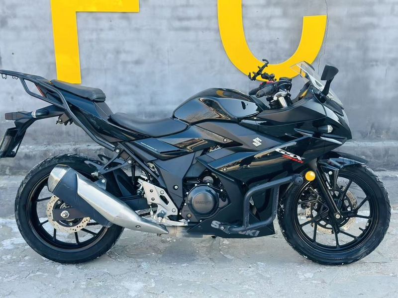 二手豪爵铃木GSX250R