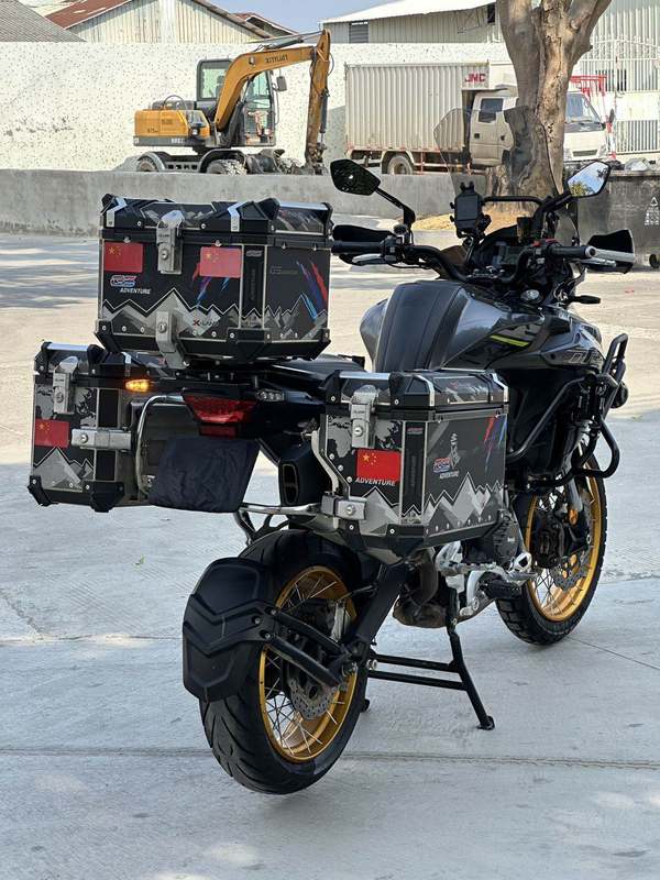 二手贝纳利金鹏 TRK502