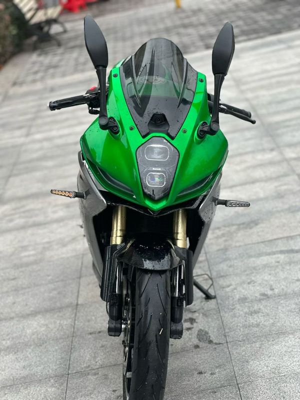 二手贝纳利龙卷风 Tornado 402R