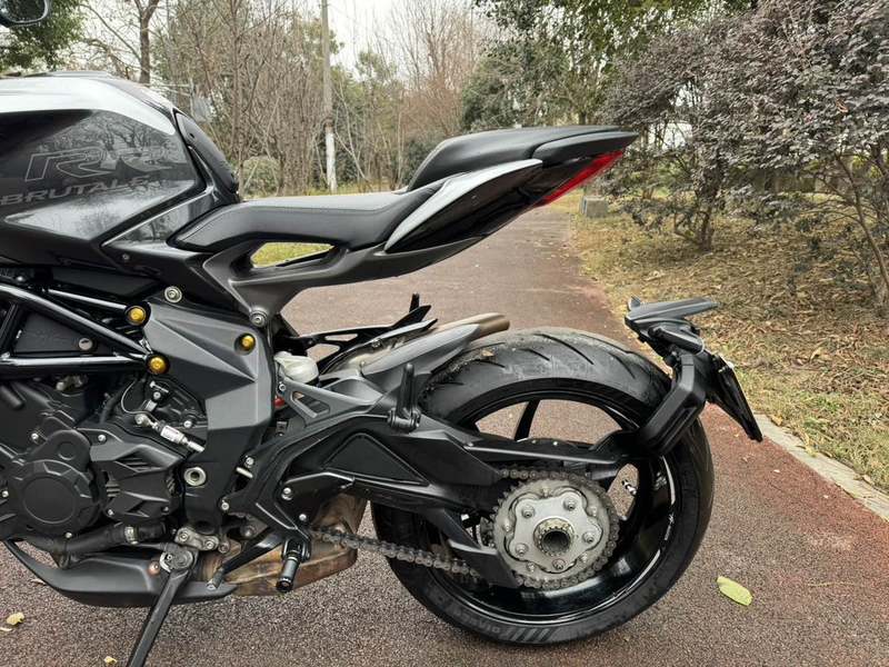 二手奥古斯塔Brutale 800